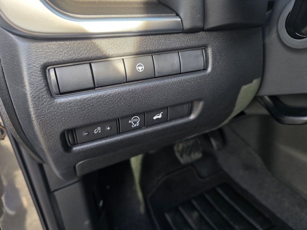 2026 Nissan Rogue SV - Photo 15