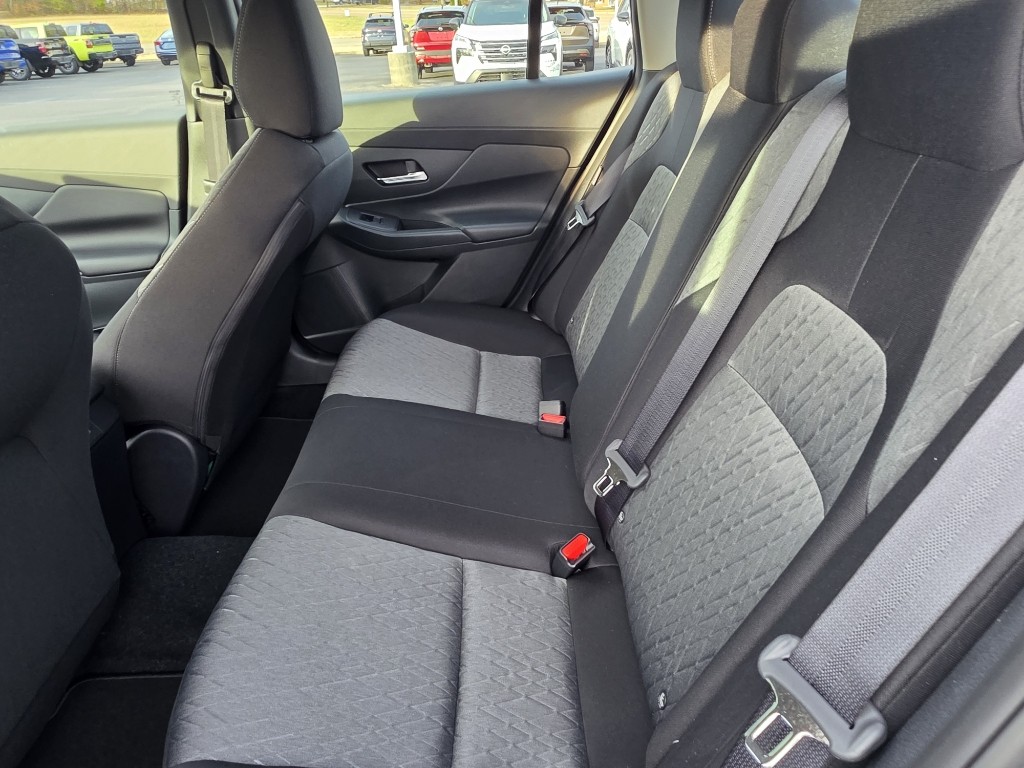 2026 Nissan Sentra SV - Photo 12