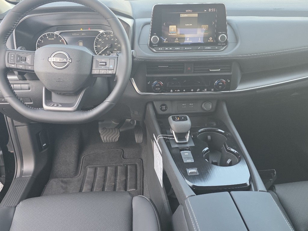 2026 Nissan Rogue SV - Photo 14
