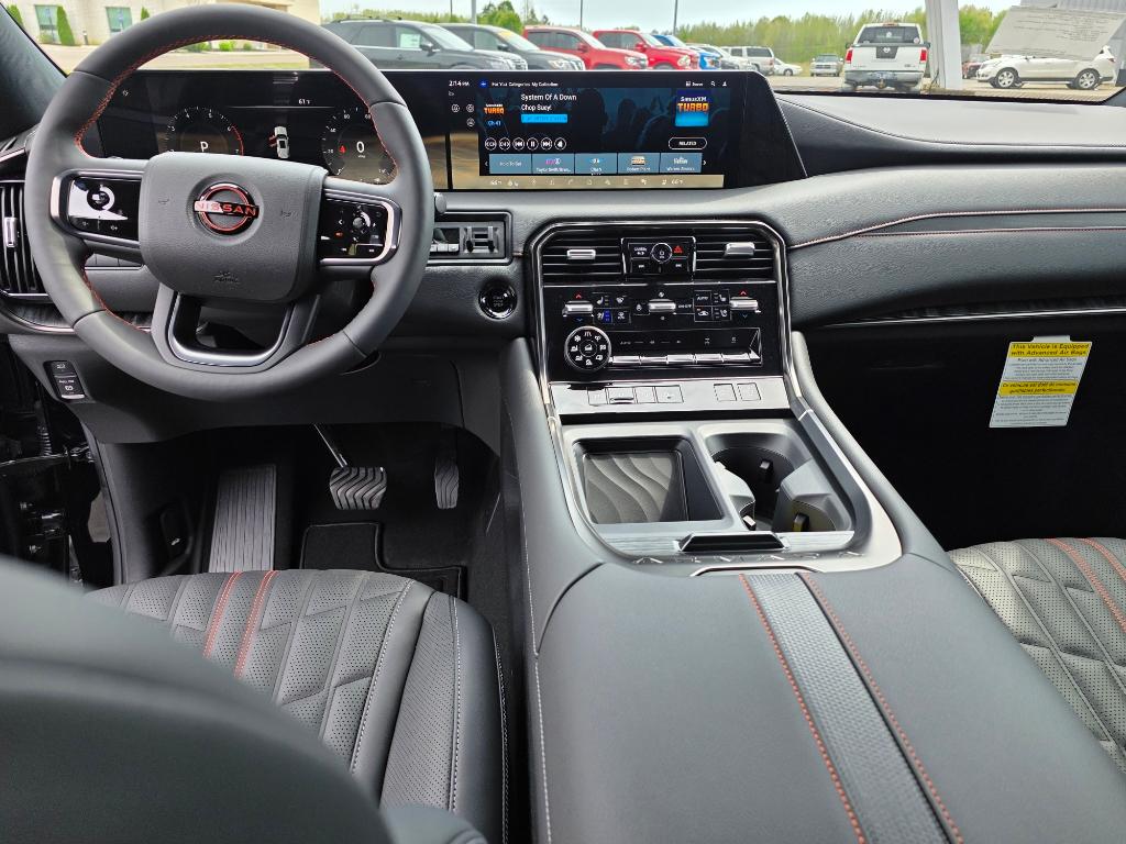 2025 Nissan Armada PRO-4X - Photo 17