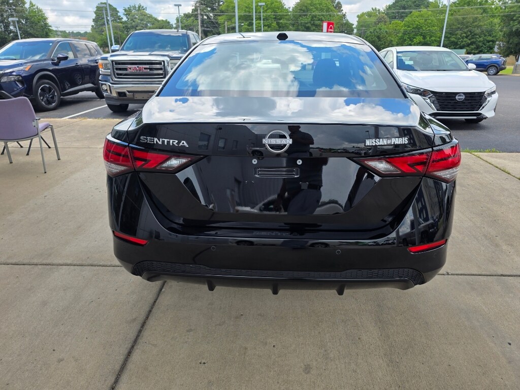 2025 Nissan Sentra SV photo 4