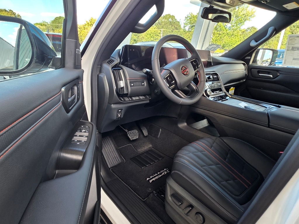 2026 Nissan Armada PRO-4X - Photo 9