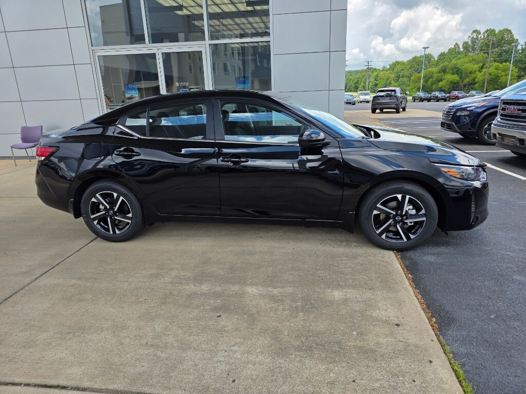 2025 Nissan Sentra SV photo 2