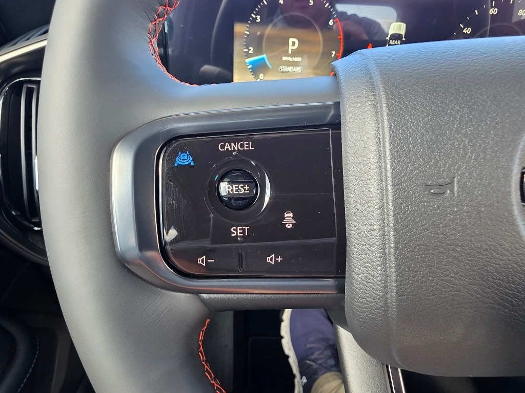 2026 Nissan Armada PRO-4X - Photo 21