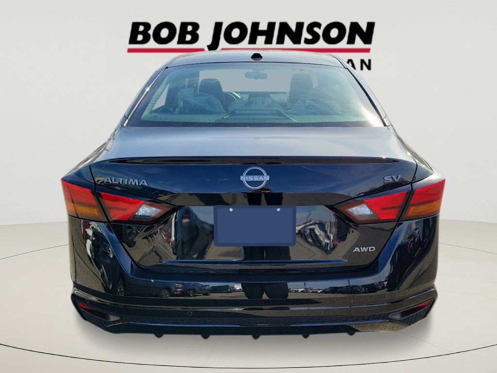2025 Nissan Altima SV photo 2