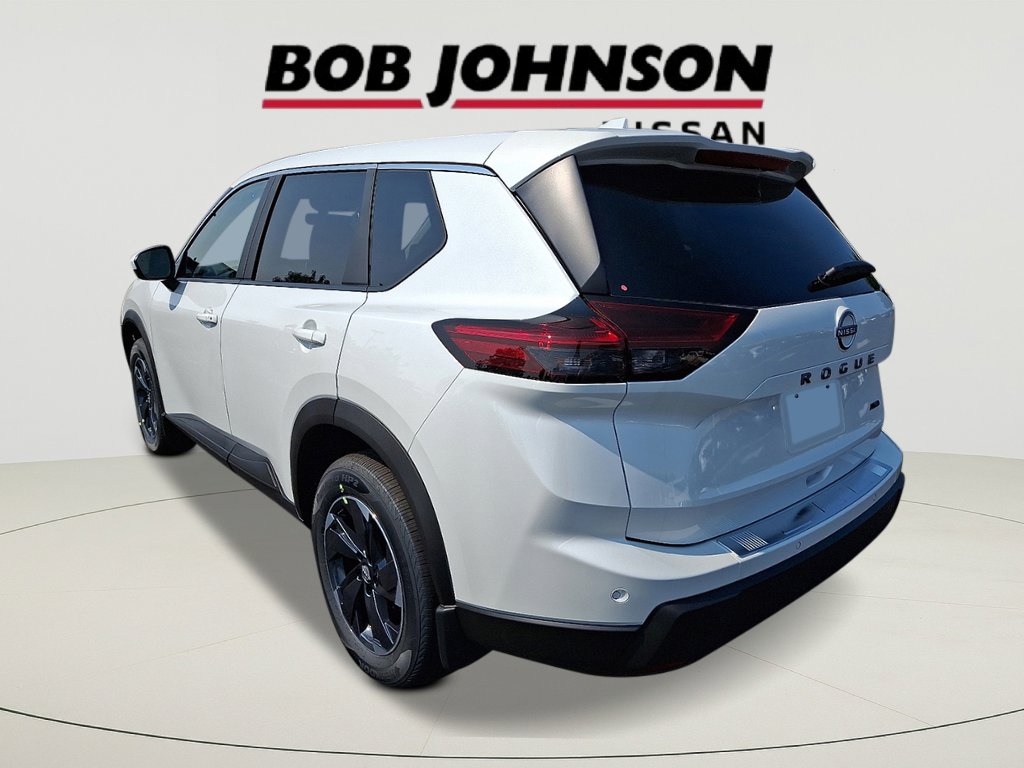 2026 Nissan Rogue SV photo 2
