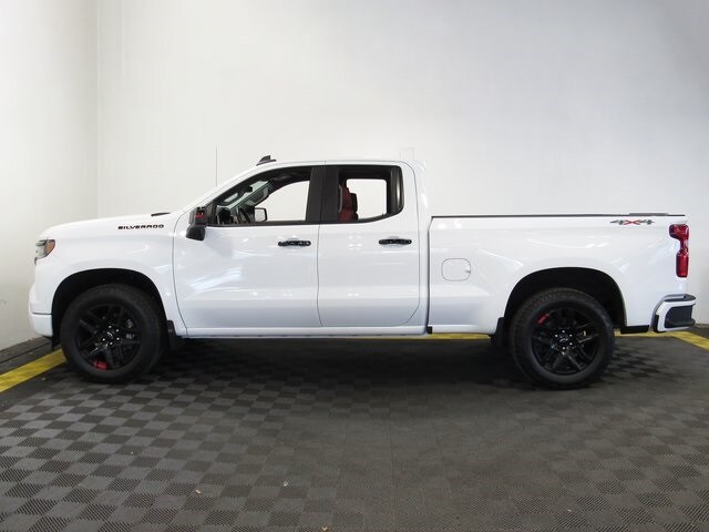2022 Chevrolet Silverado 1500 RST photo 4