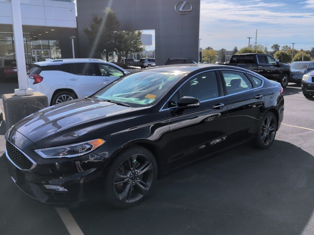2017 Ford Fusion Sport photo 3