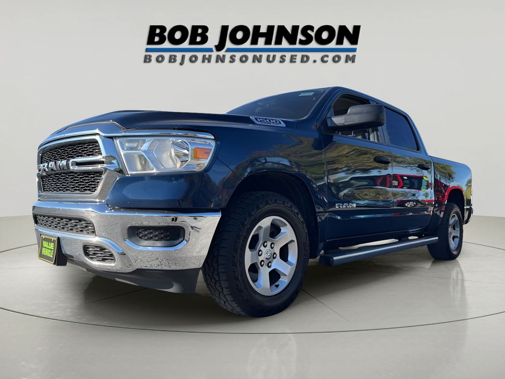 2019 Ram 1500 Tradesman photo 2