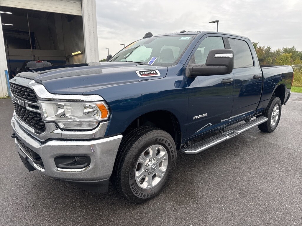 2024 Ram 2500 Big Horn photo 3