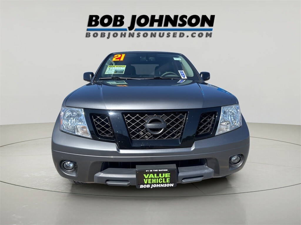 2021 Nissan Frontier Crew Cab SV photo 2