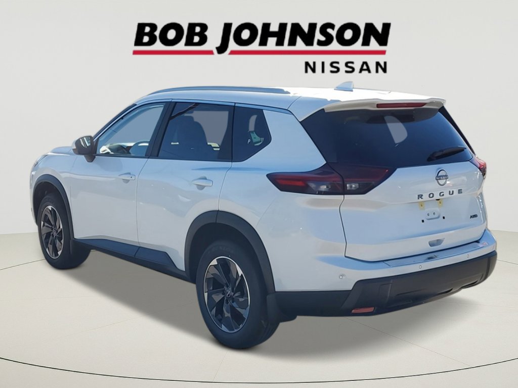 2026 Nissan Rogue SV photo 4