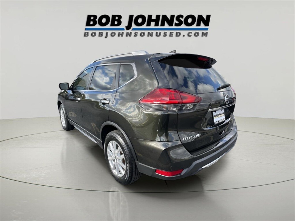 Used 2017 Nissan Rogue SV SUV