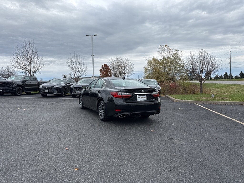 Used 2017 Lexus ES 350 Sedan