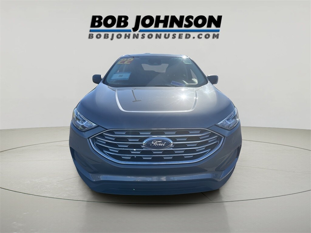 2022 Ford Edge SE photo 2