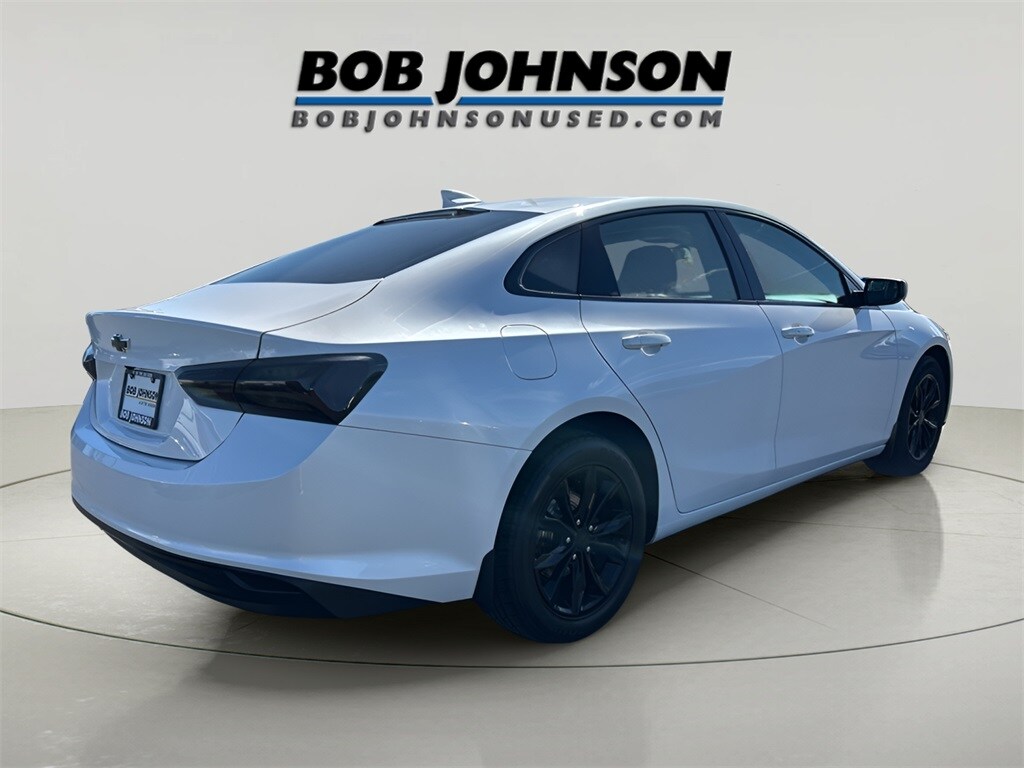 2019 Chevrolet Malibu 1LT photo 3