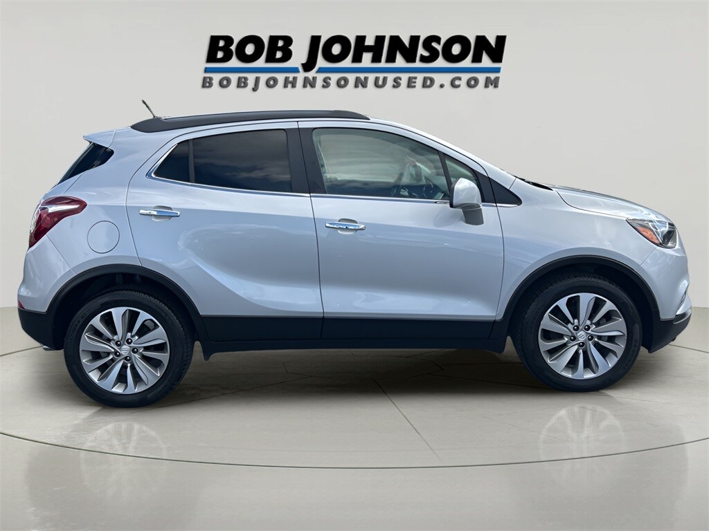 2020 Buick Encore Preferred photo 2