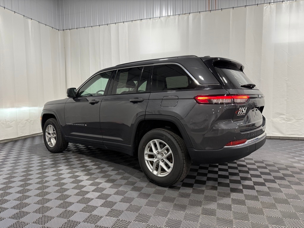 Used 2023 Jeep Grand Cherokee Laredo SUV