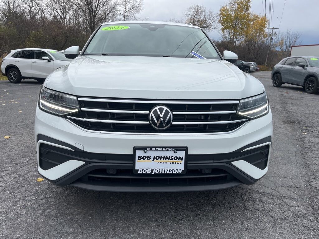 Used 2024 Volkswagen Tiguan 2.0T SE SUV