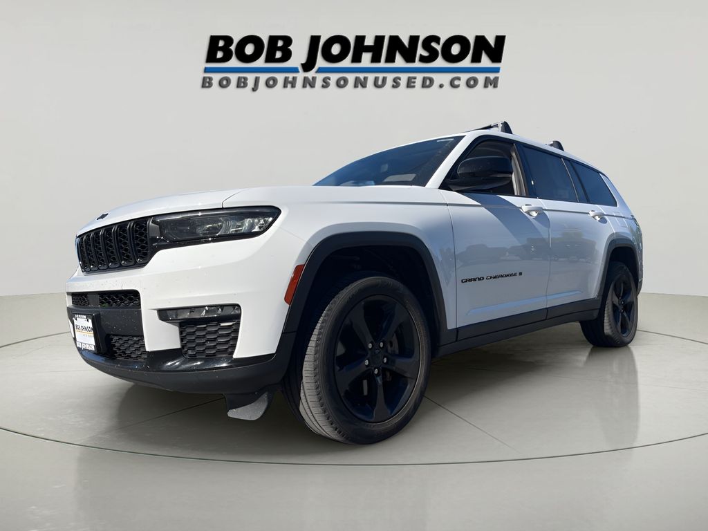 2023 Jeep Grand Cherokee Limited photo 3