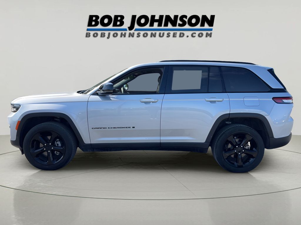 2024 Jeep Grand Cherokee Altitude X photo 3