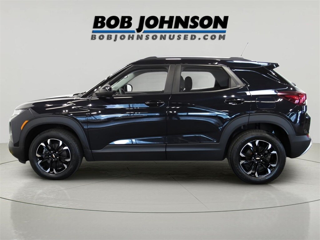 2021 Chevrolet Trailblazer LT photo 3