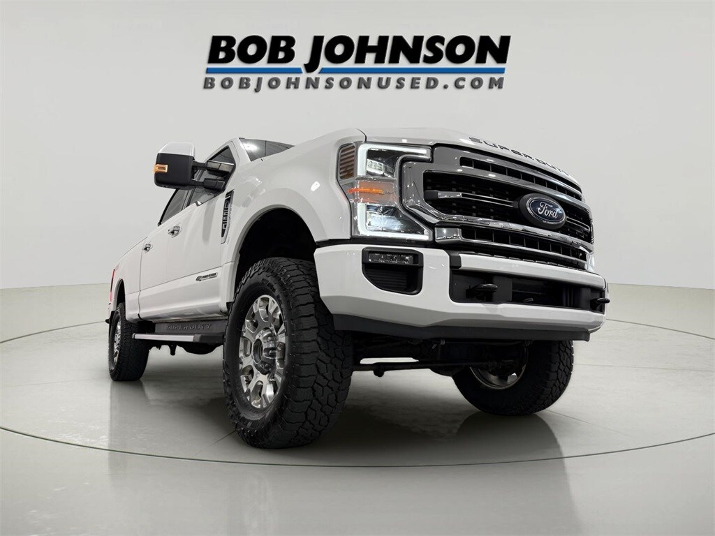 Used 2020 Ford F-250SD Lariat Truck