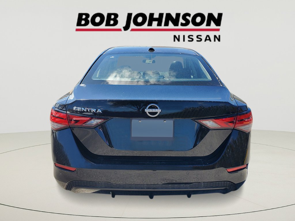 2025 Nissan Sentra SV photo 3