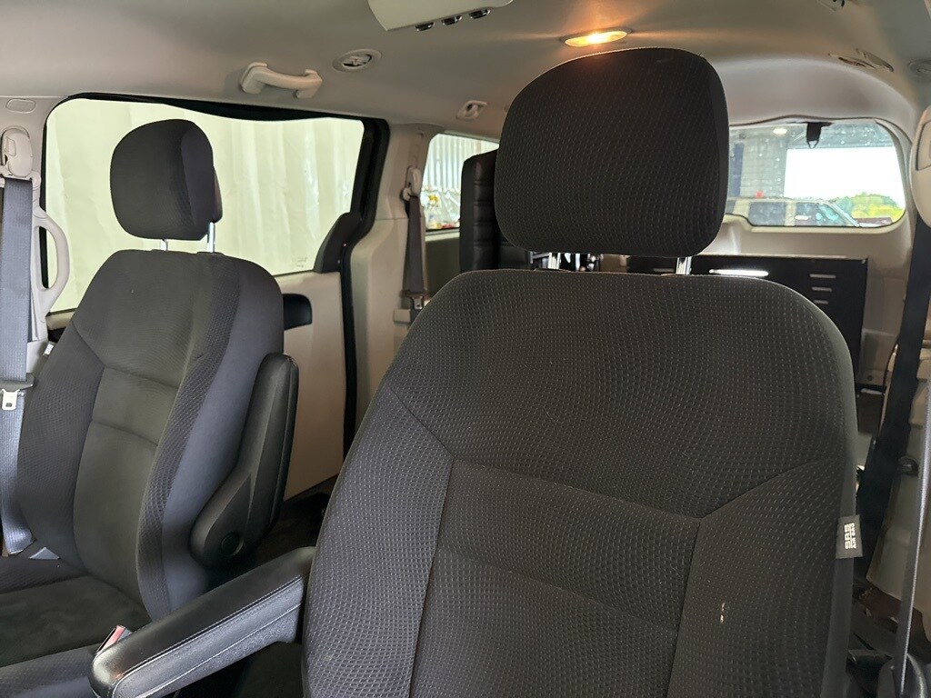 2017 Dodge Grand Caravan SE photo 4