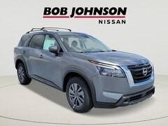 2025 Nissan Pathfinder SV SUV