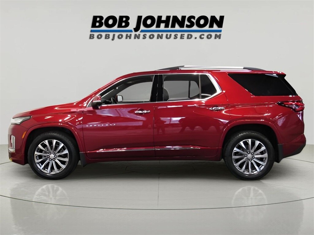 Used 2023 Chevrolet Traverse Premier SUV