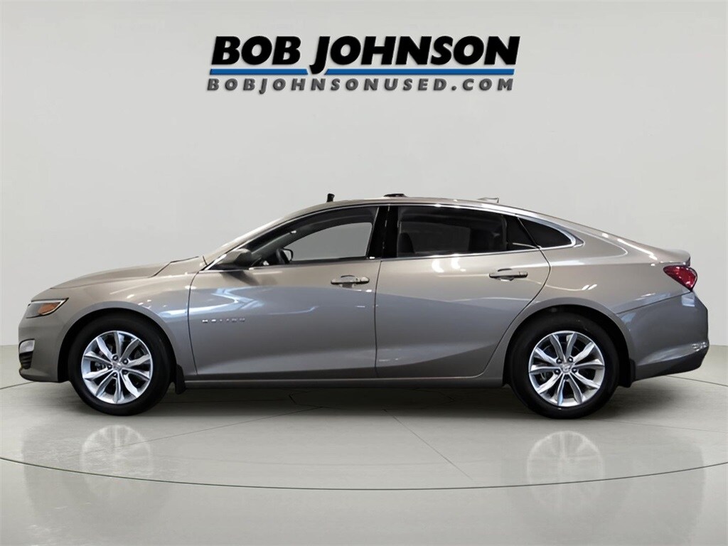 2022 Chevrolet Malibu 1LT photo 4