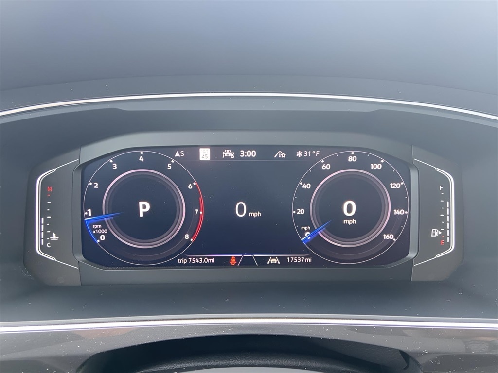 Used 2024 Volkswagen Tiguan 2.0T SEL R-Line SUV