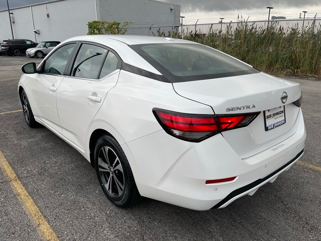 2023 Nissan Sentra SV photo 4