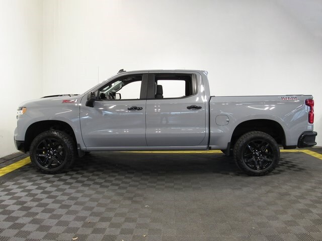 2024 Chevrolet Silverado 1500 LT Trail Boss photo 4