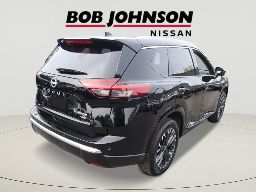 2026 Nissan Rogue Platinum photo 2