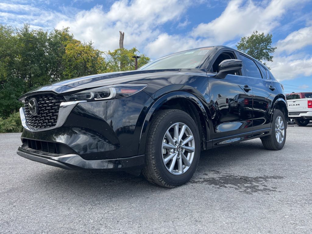 2024 Mazda CX-5 2.5 Select photo 3