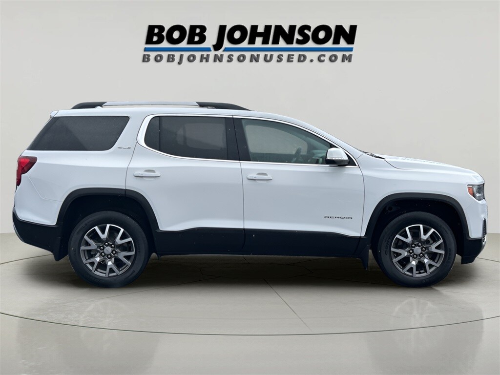 2022 Gmc Acadia SLE photo 2