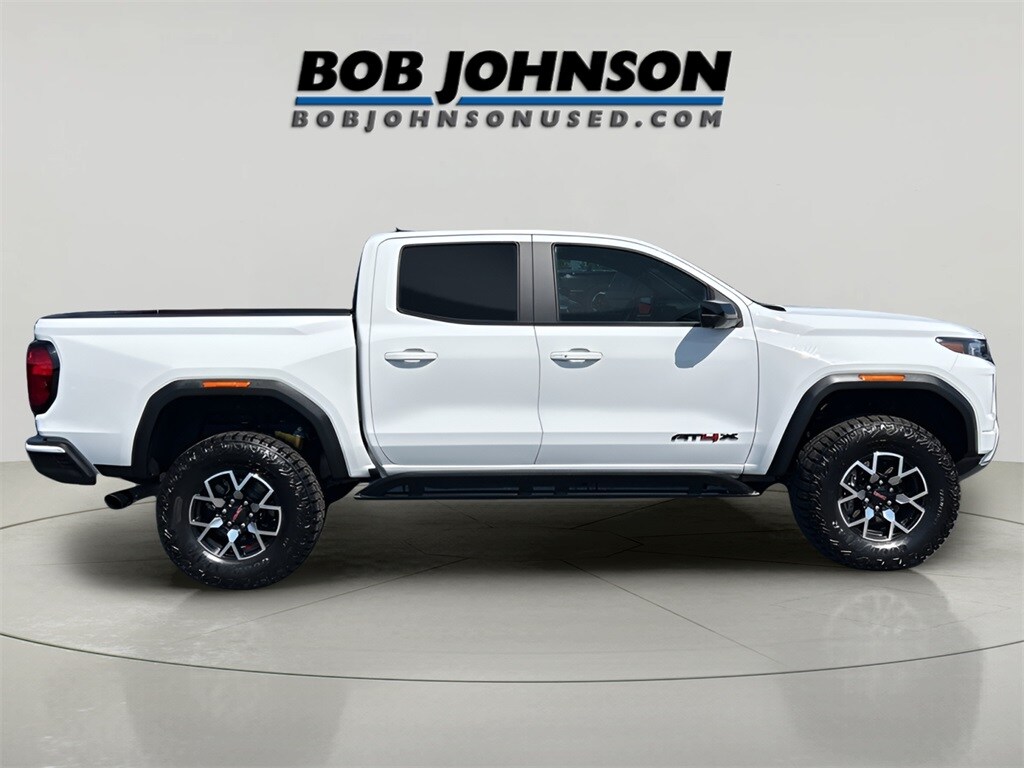 2024 Gmc Canyon AT4X photo 2
