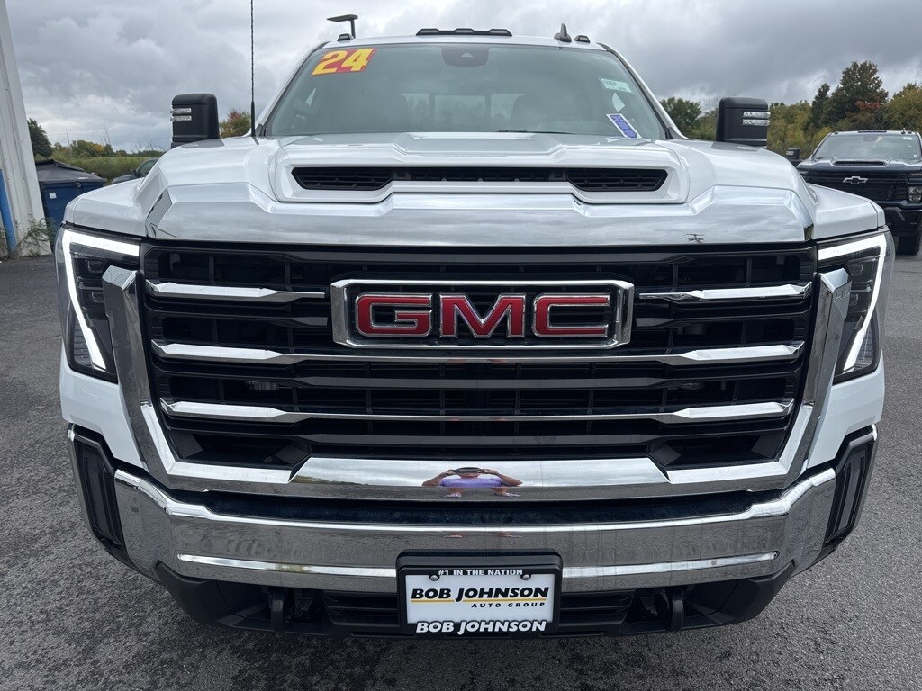 2024 Gmc Sierra HD SLE photo 2
