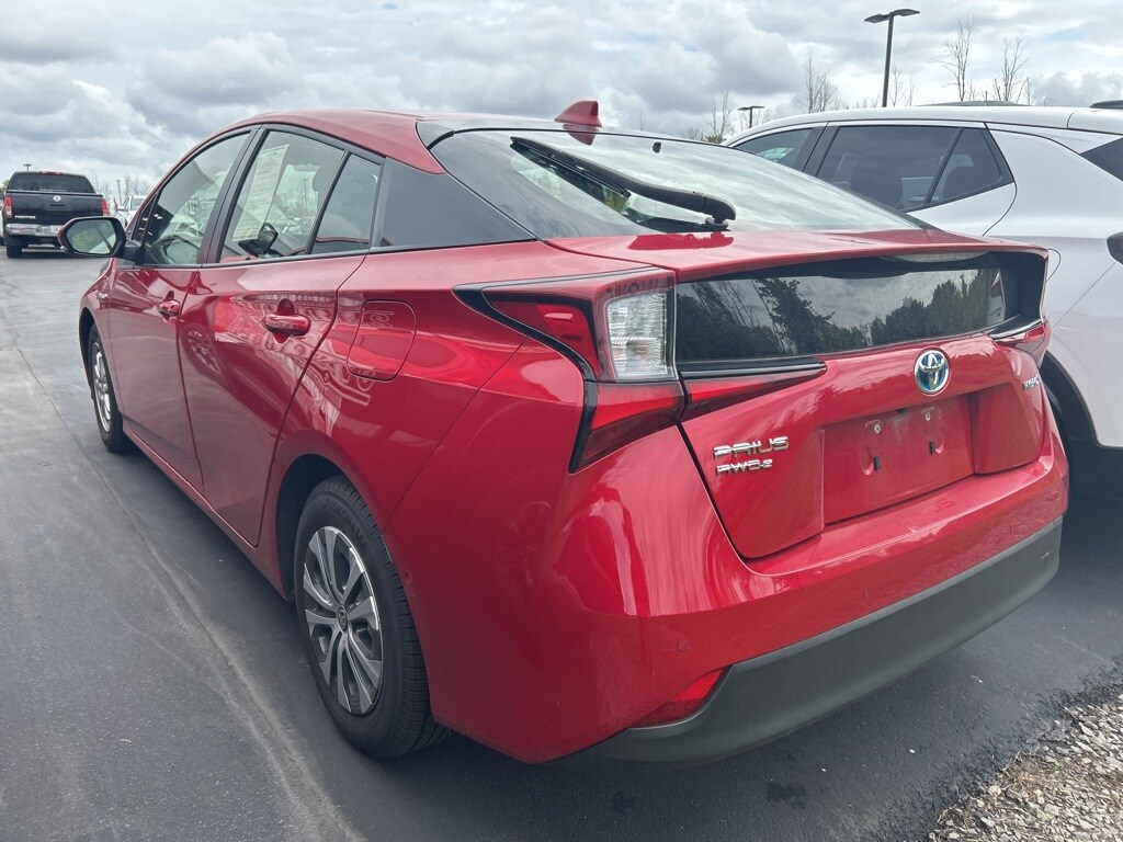 2021 Toyota Prius LE AWD-e photo 4
