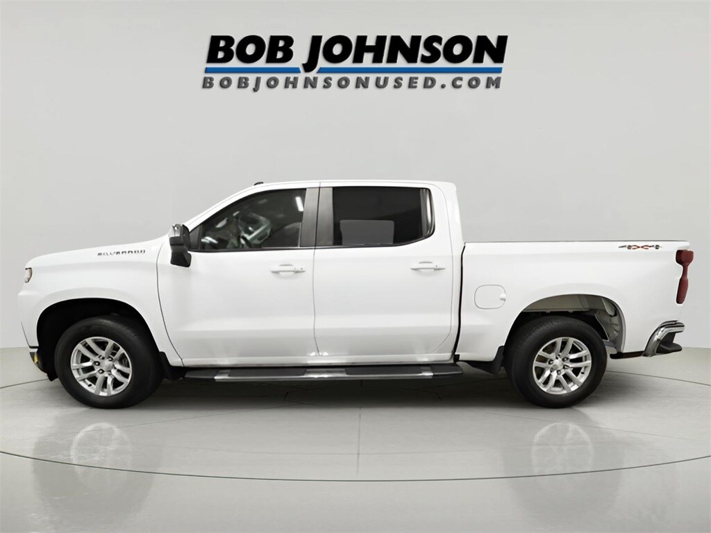 2019 Chevrolet Silverado 1500 LT photo 3