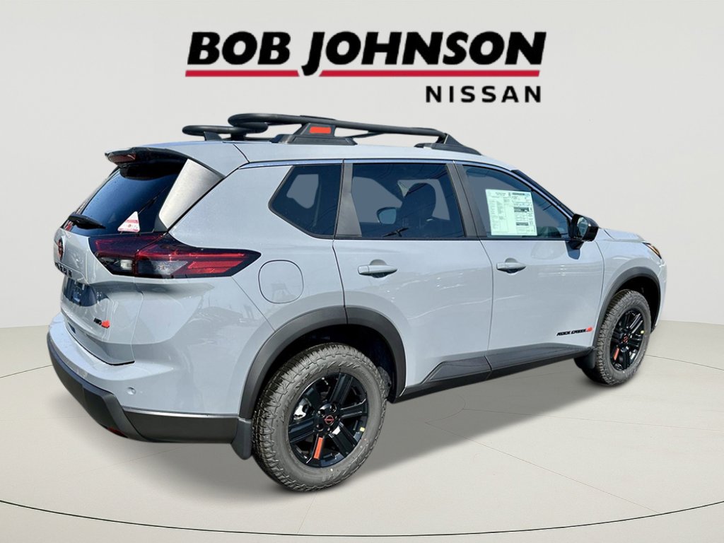 2026 Nissan Rogue SV photo 3