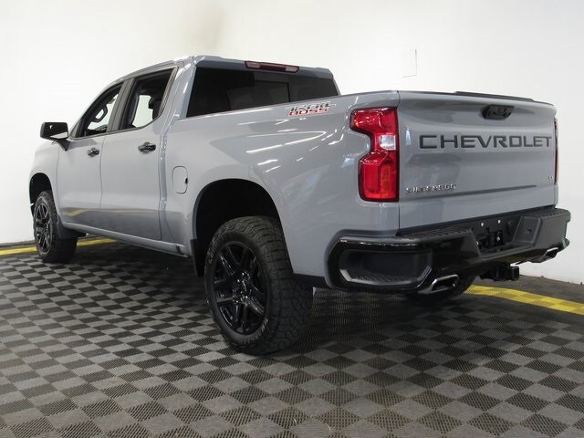 2024 Chevrolet Silverado 1500 LT Trail Boss photo 2