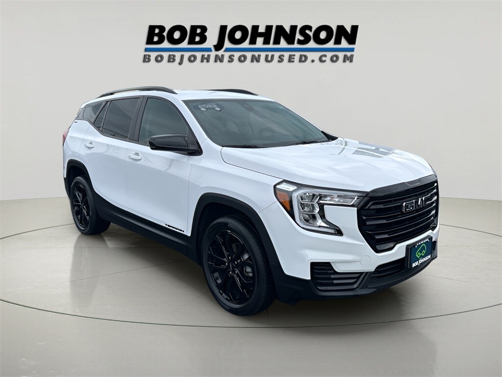Used 2022 GMC Terrain SLE SUV
