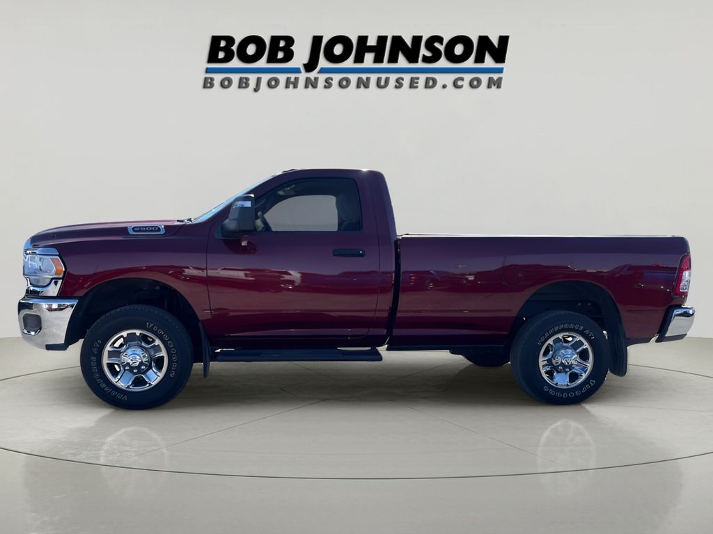 2024 Ram 2500 Tradesman photo 4