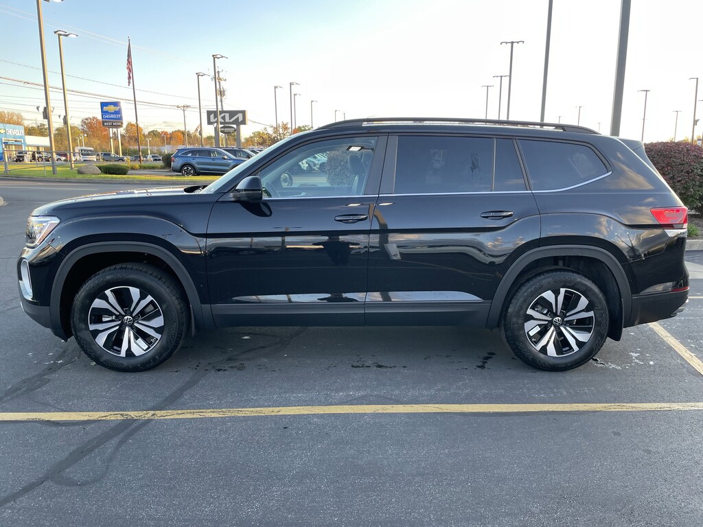 New 2026 Volkswagen Atlas 2.0T SE SUV