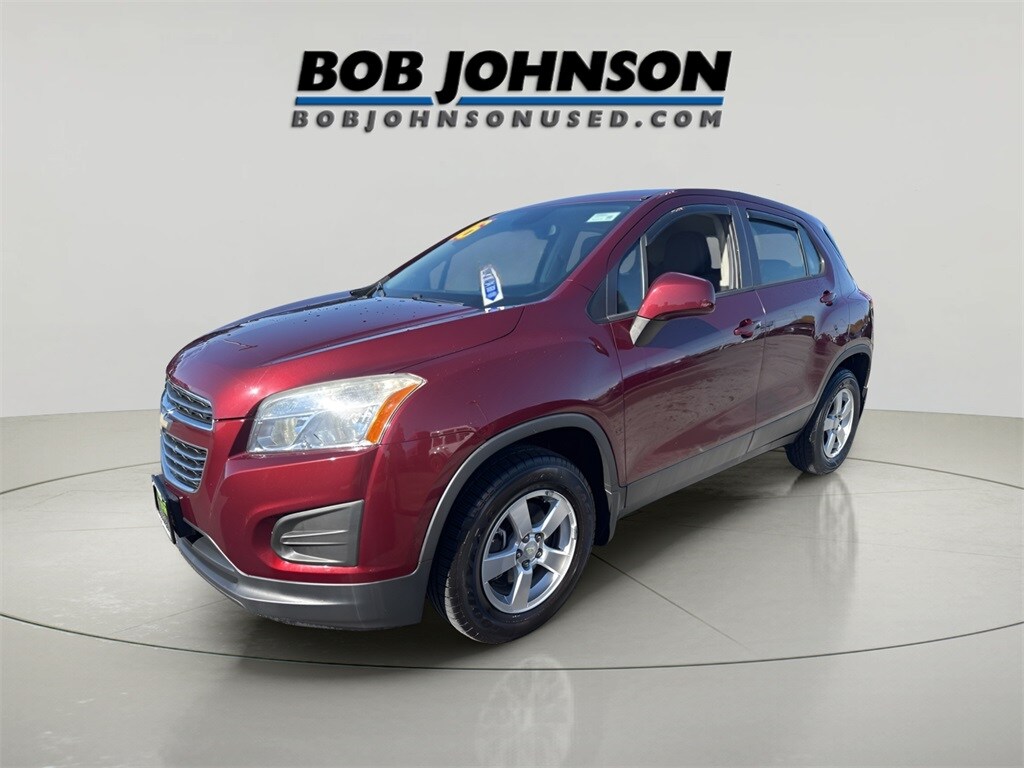 2016 Chevrolet Trax LS photo 2