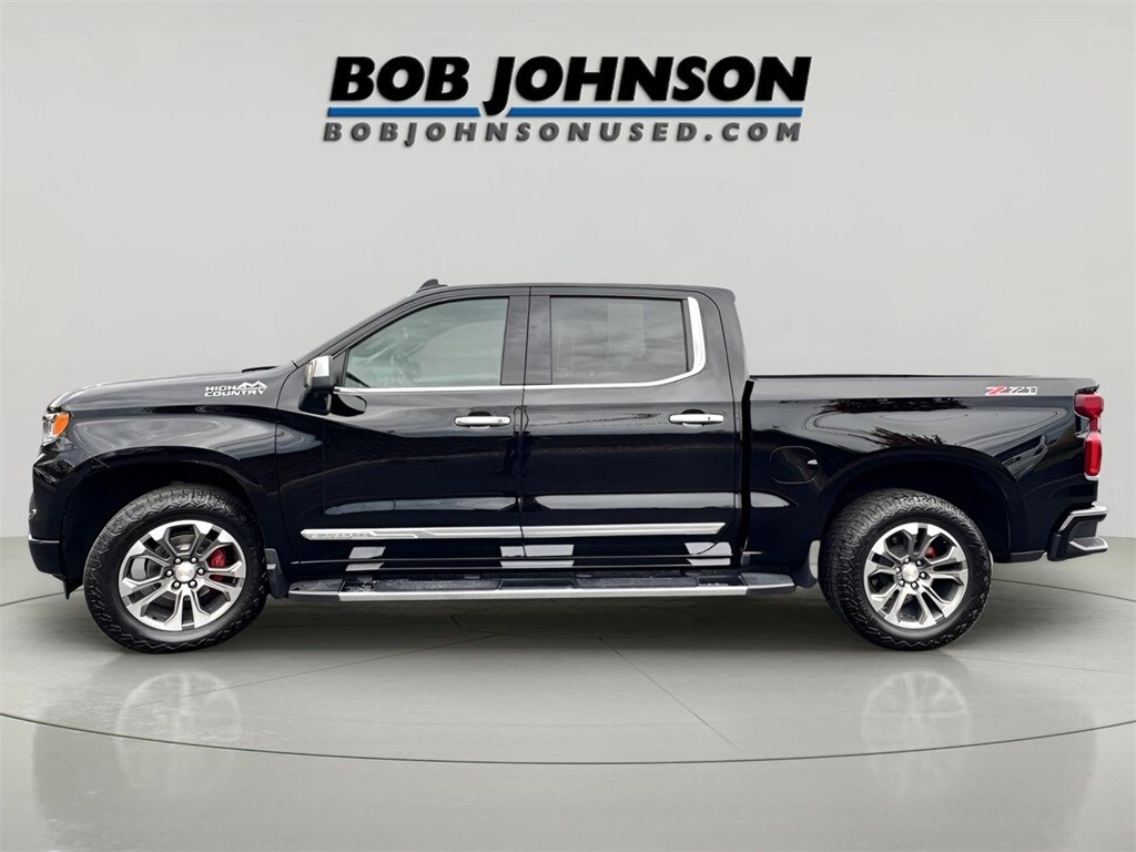 2023 Chevrolet Silverado 1500 High Country photo 2
