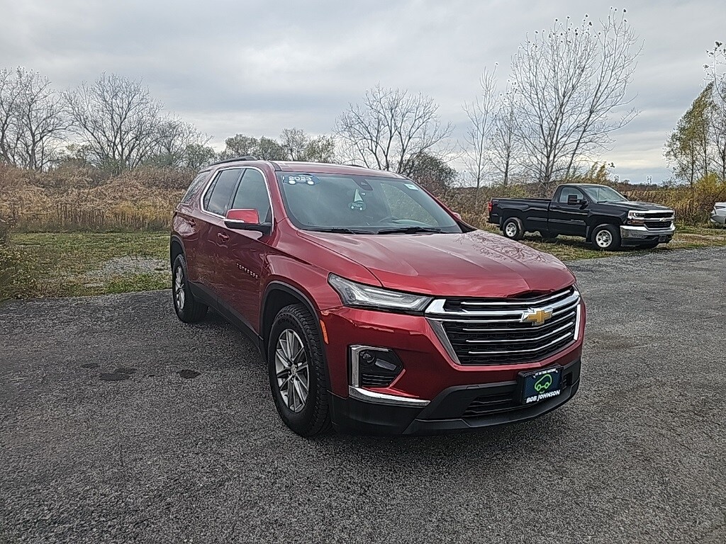 Used 2023 Chevrolet Traverse LT SUV